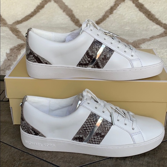 MICHAEL KORS CATELYN STRIPE LACE UP NAPPA PU PEARL - Picture 2 of 16